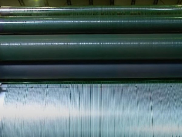 The wire drawing machine is drawing plastic wires.